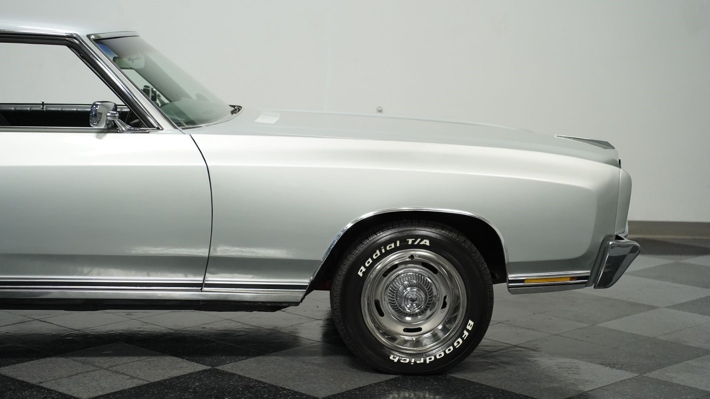 Chevrolet-Monte-Carlo-1972-Coupe-24