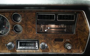 Chevrolet-Monte-Carlo-1972-Coupe-33