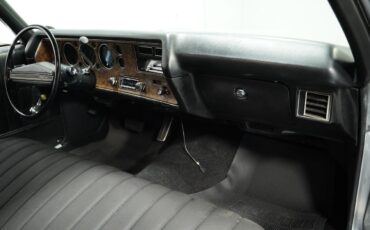 Chevrolet-Monte-Carlo-1972-Coupe-39