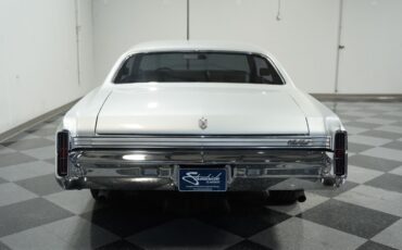 Chevrolet-Monte-Carlo-1972-Coupe-9