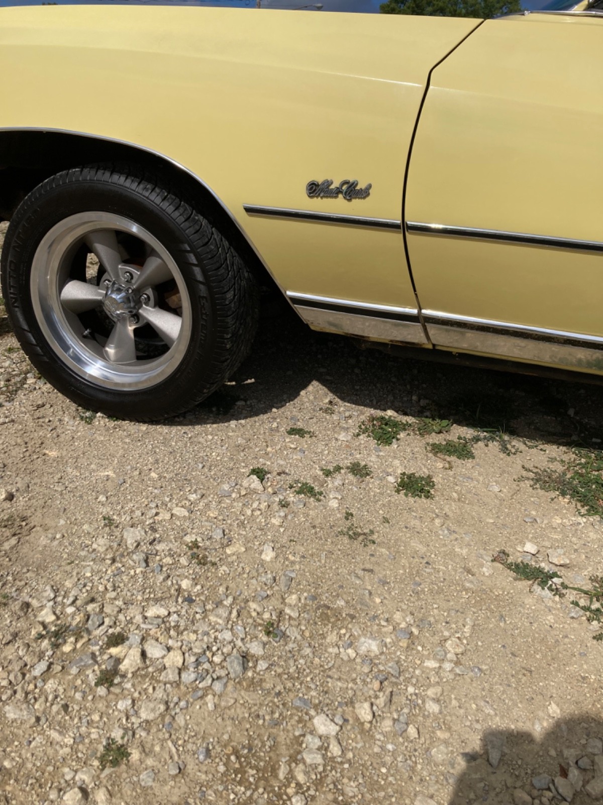 Chevrolet-Monte-Carlo-1976-Coupe-26