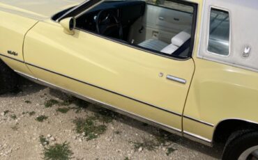 Chevrolet-Monte-Carlo-1976-Coupe-35