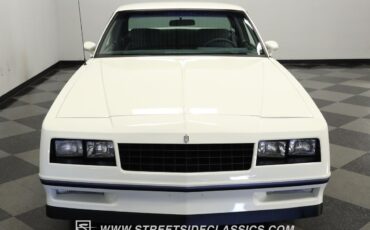 Chevrolet-Monte-Carlo-1984-Coupe-15
