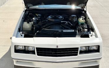 Chevrolet-Monte-Carlo-1984-Coupe-16