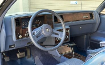 Chevrolet-Monte-Carlo-1984-Coupe-18