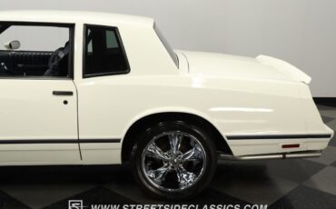 Chevrolet-Monte-Carlo-1984-Coupe-23