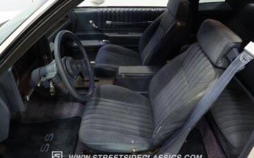 Chevrolet-Monte-Carlo-1984-Coupe-34