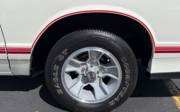 Chevrolet-Monte-Carlo-1987-Coupe-12