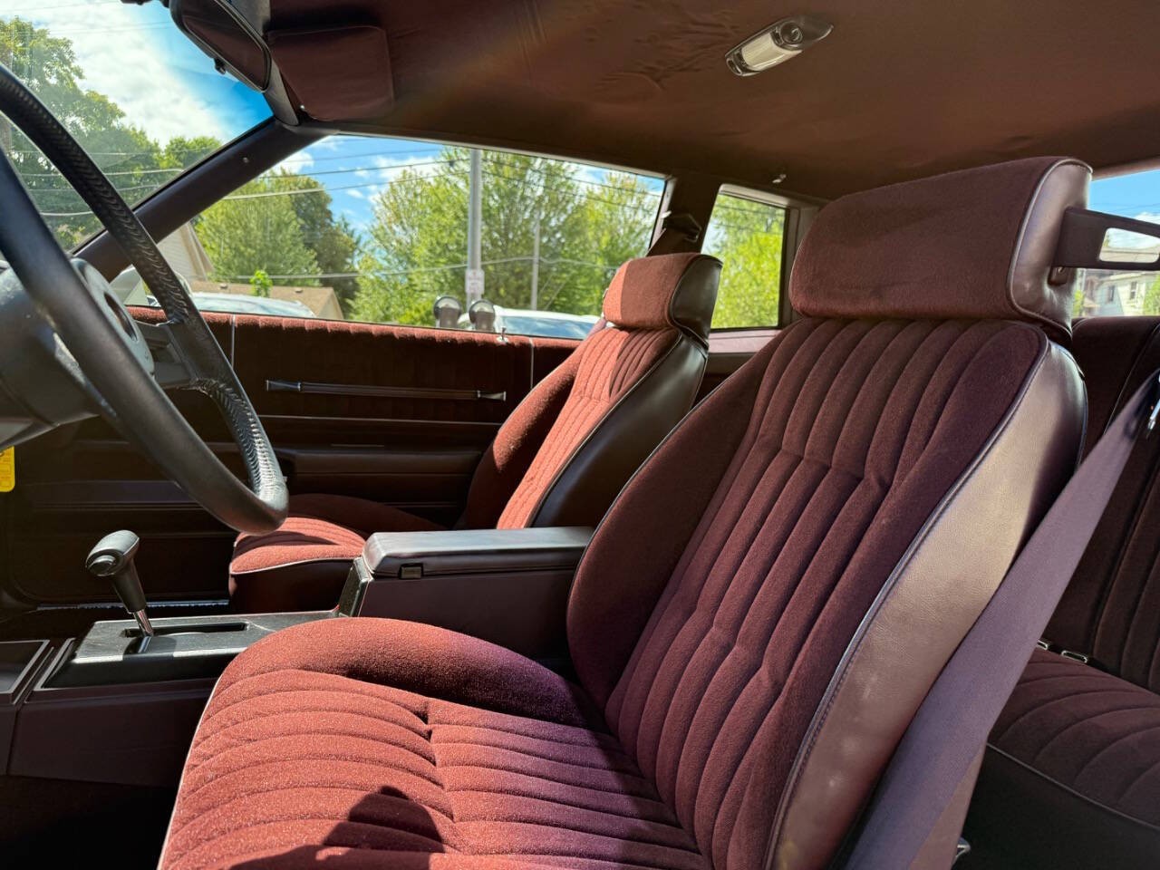 Chevrolet-Monte-Carlo-1987-Coupe-24