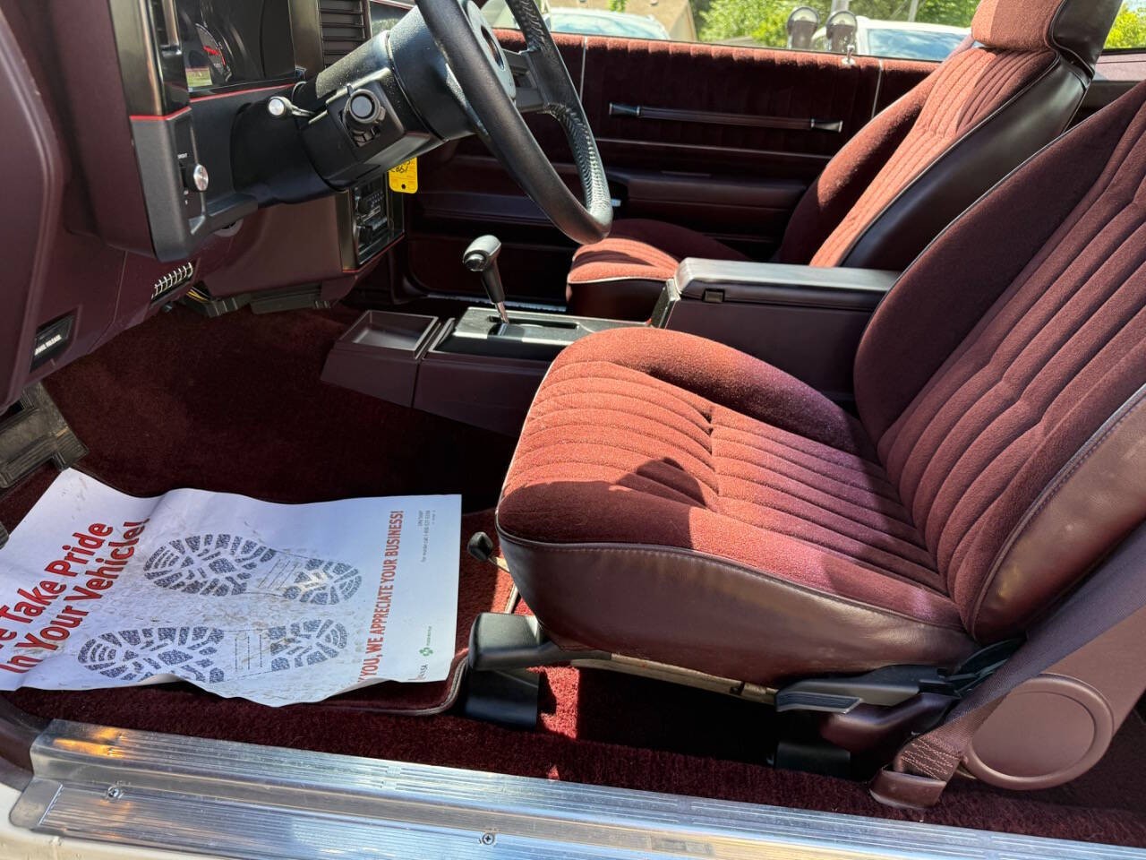 Chevrolet-Monte-Carlo-1987-Coupe-25