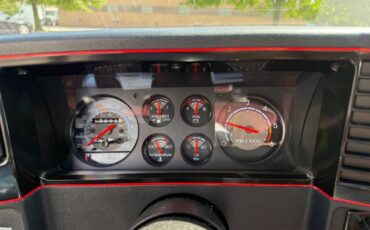 Chevrolet-Monte-Carlo-1987-Coupe-29