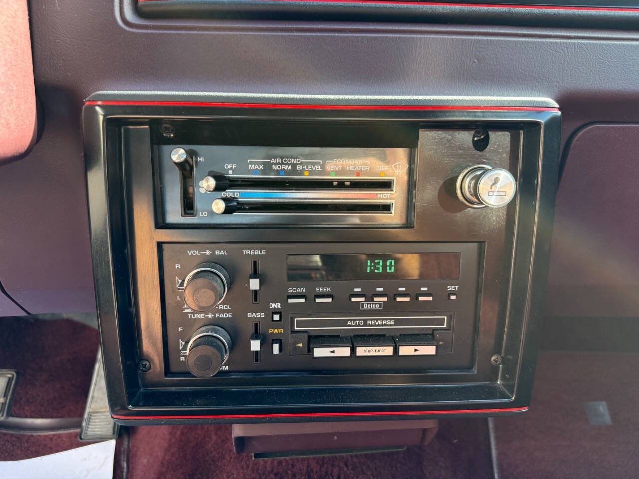 Chevrolet-Monte-Carlo-1987-Coupe-37