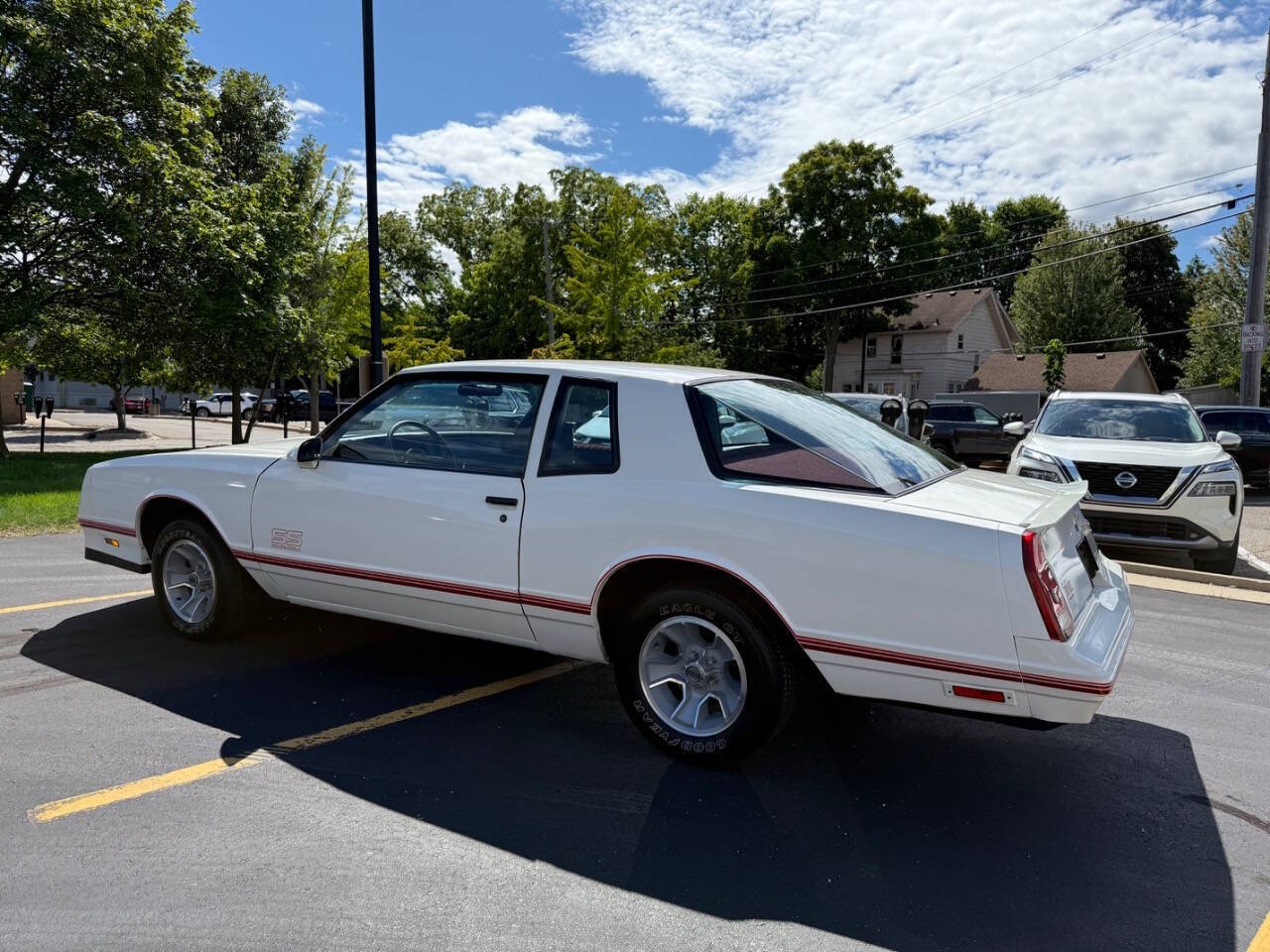 Chevrolet-Monte-Carlo-1987-Coupe-4