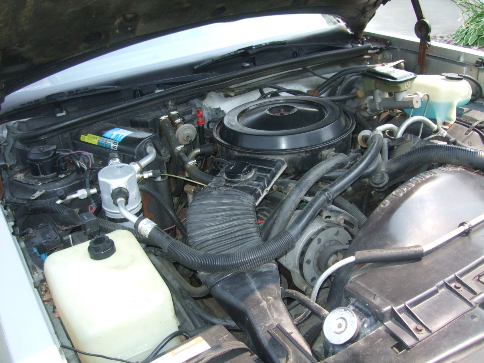 Chevrolet-Monte-Carlo-1987-Coupe-7