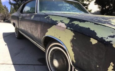 Chevrolet-Monte-Carlo-Coupe-1971-14