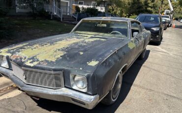Chevrolet-Monte-Carlo-Coupe-1971-4
