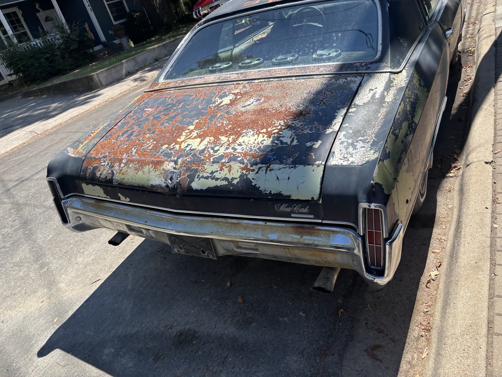 Chevrolet-Monte-Carlo-Coupe-1971-5