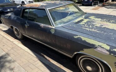 Chevrolet-Monte-Carlo-Coupe-1971-6