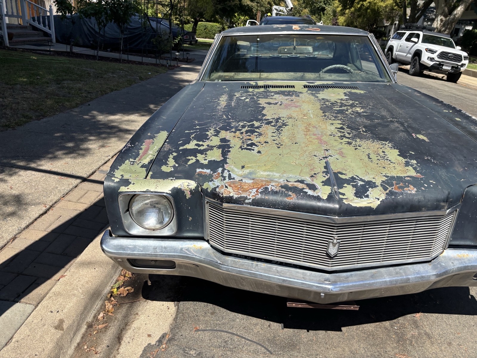 Chevrolet-Monte-Carlo-Coupe-1971-7