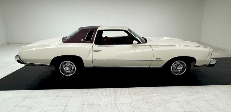 Chevrolet-Monte-carlo-1973-Antique-White-Dark-Red-11