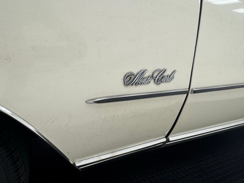 Chevrolet-Monte-carlo-1973-Antique-White-Dark-Red-18