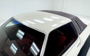 Chevrolet-Monte-carlo-1973-Antique-White-Dark-Red-20