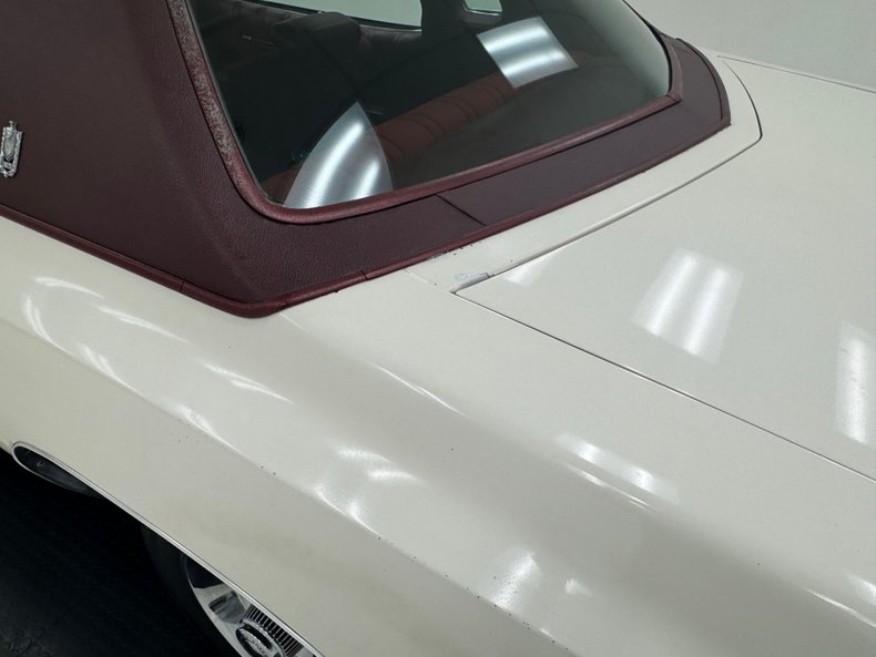 Chevrolet-Monte-carlo-1973-Antique-White-Dark-Red-30