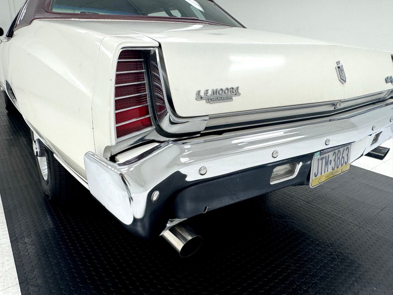 Chevrolet-Monte-carlo-1973-Antique-White-Dark-Red-48