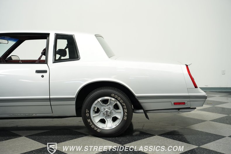 Chevrolet-Monte-carlo-1987-Gray-Red-26