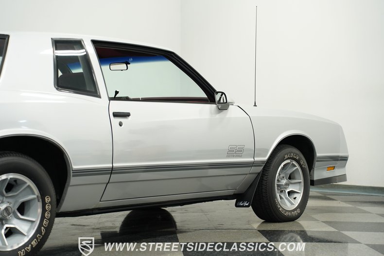 Chevrolet-Monte-carlo-1987-Gray-Red-28