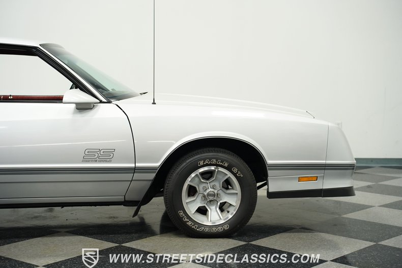 Chevrolet-Monte-carlo-1987-Gray-Red-30