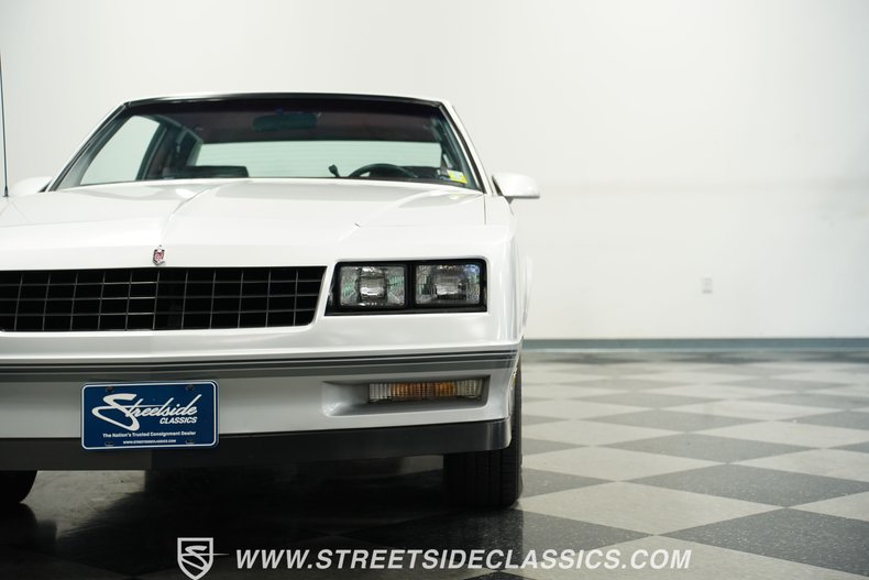 Chevrolet-Monte-carlo-1987-Gray-Red-5