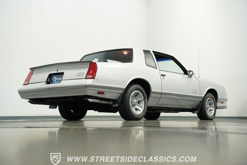 Chevrolet-Monte-carlo-1987-Gray-Red-6