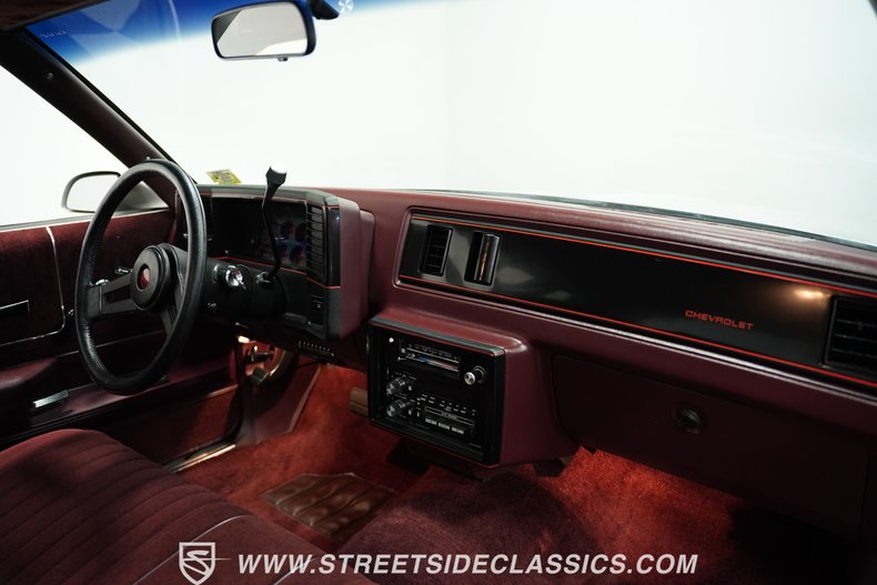 Chevrolet-Monte-carlo-1987-Gray-Red-9