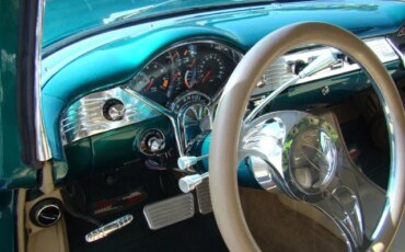 Chevrolet-Nomad-1955-Green-Beige-18