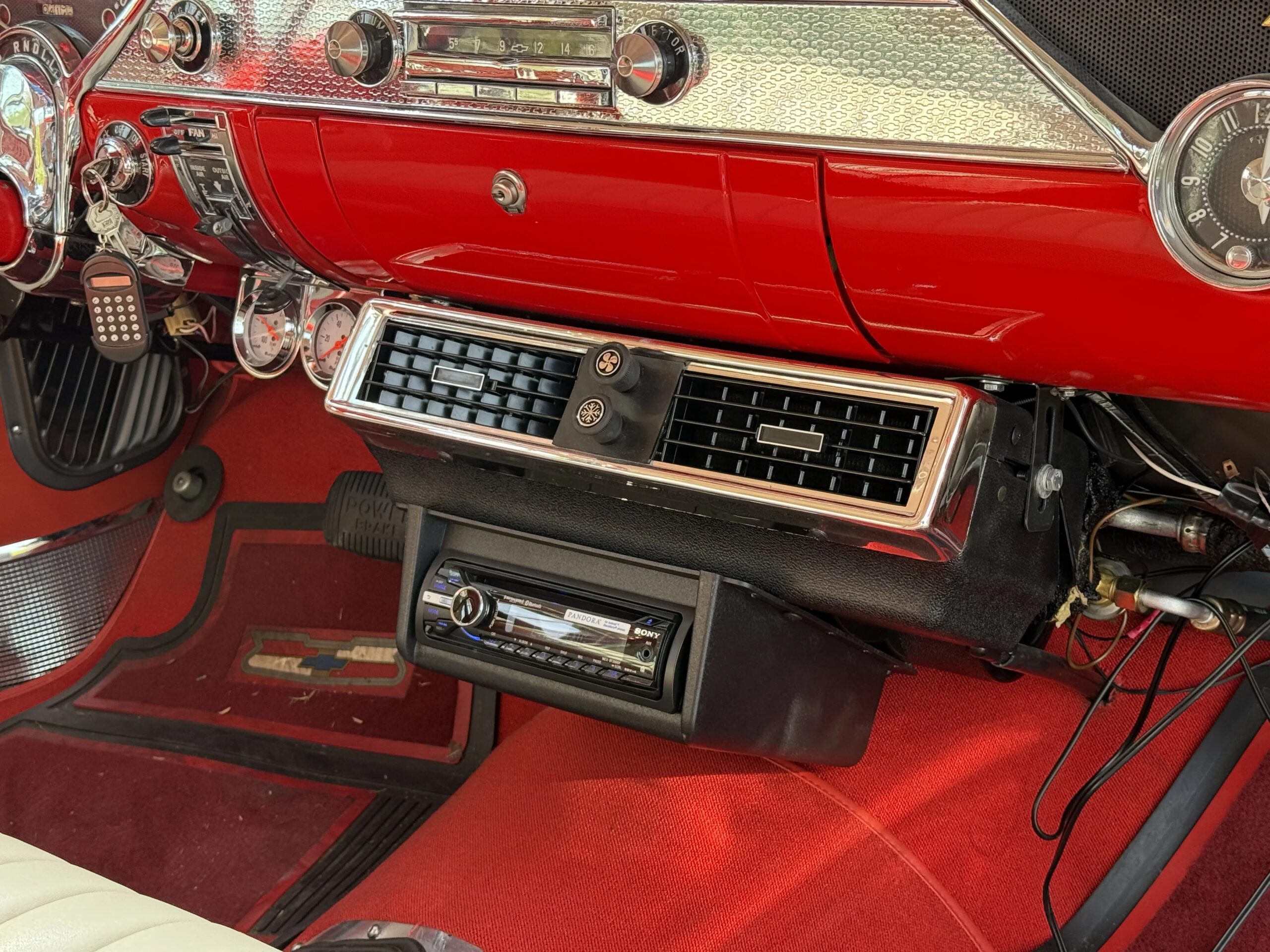 Chevrolet-Nomad-1955-Red-Red-3
