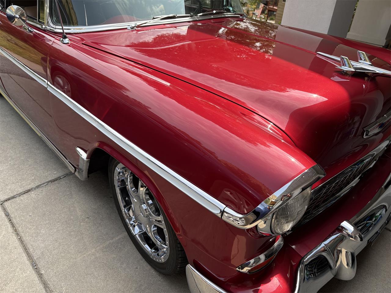 Chevrolet-Nomad-1955-Red-Tan-3