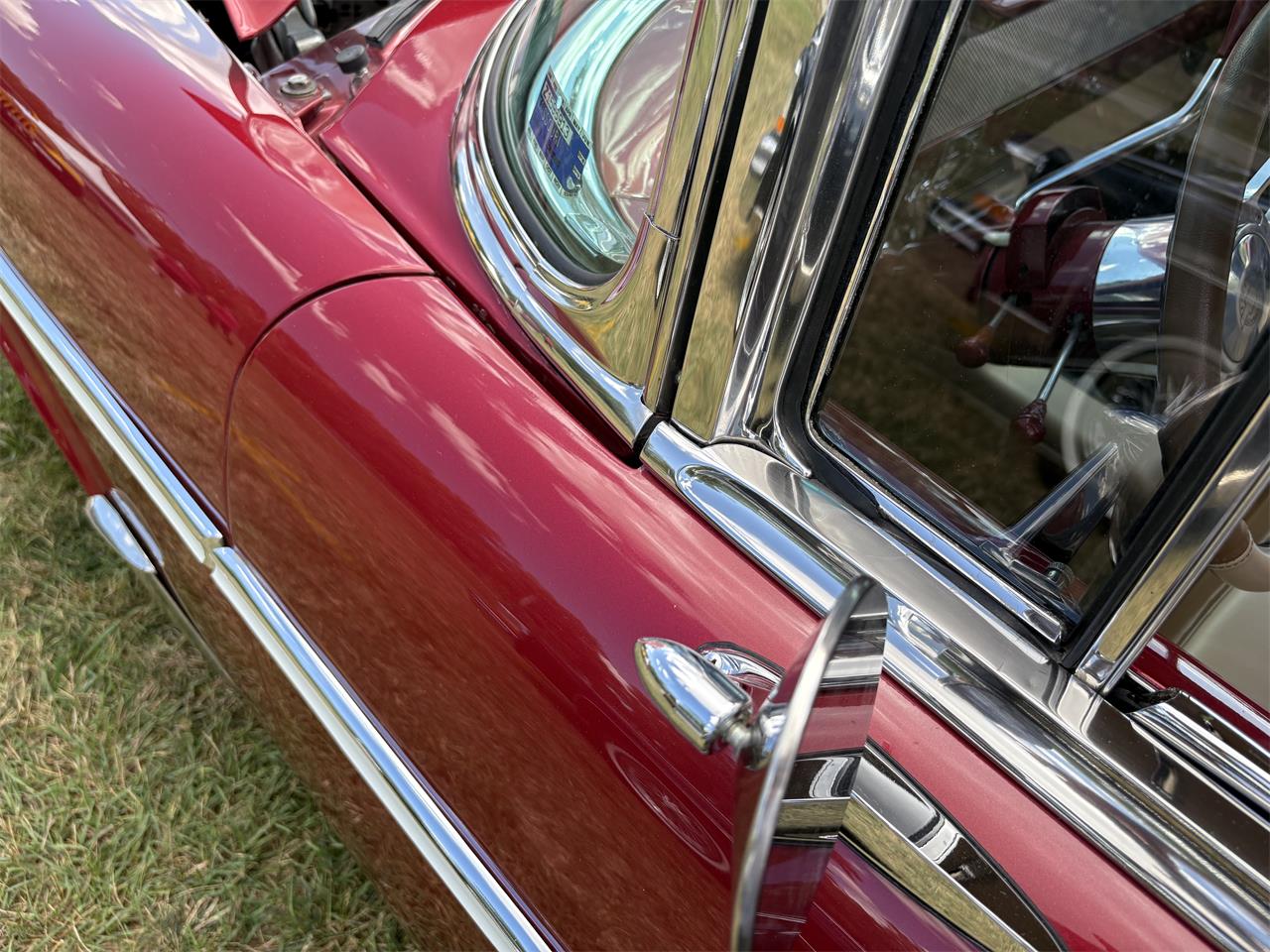 Chevrolet-Nomad-1955-Red-Tan-30