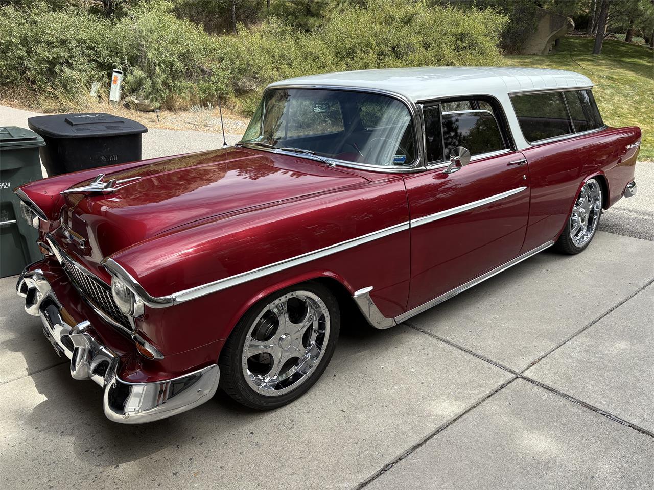 Chevrolet-Nomad-1955-Red-Tan