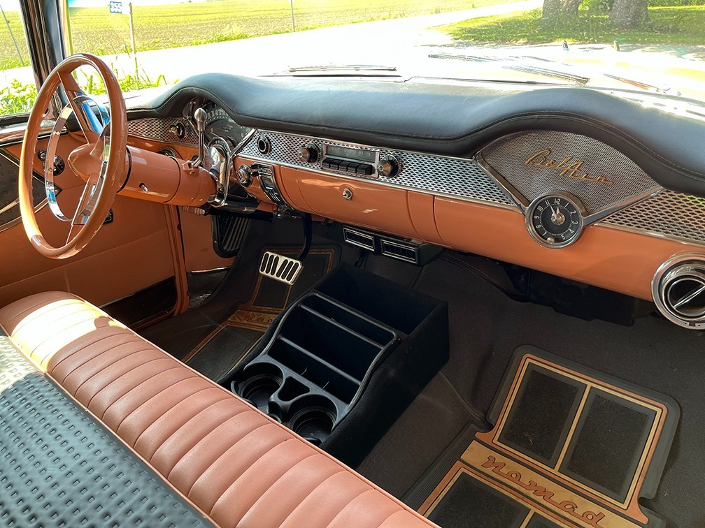 Chevrolet-Nomad-1955-Wagon-12