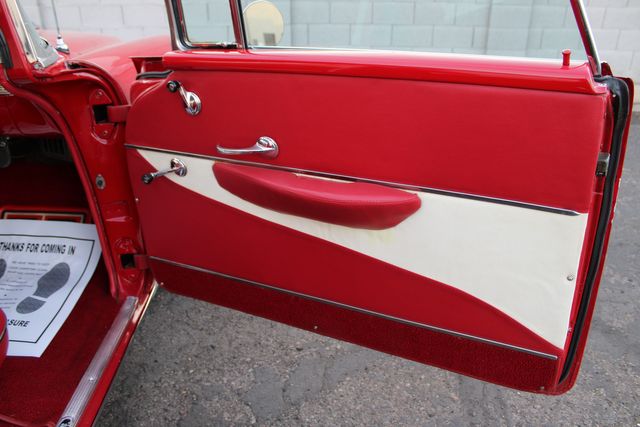 Chevrolet-Nomad-1956-Red-Red-39