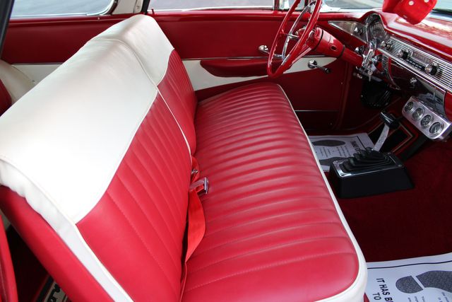 Chevrolet-Nomad-1956-Red-Red-40