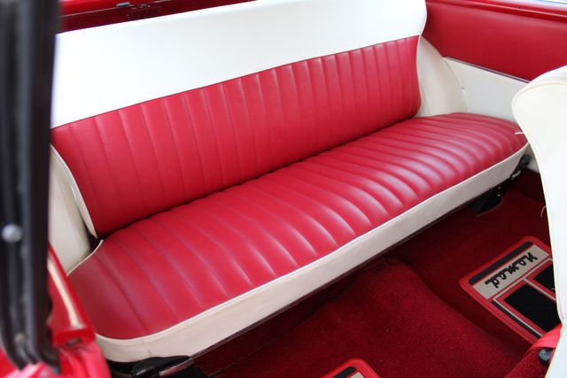 Chevrolet-Nomad-1956-Red-Red-42