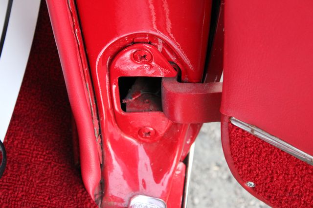 Chevrolet-Nomad-1956-Red-Red-43