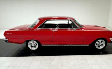 Chevrolet-Nova-1963-Bright-Red-Black-12
