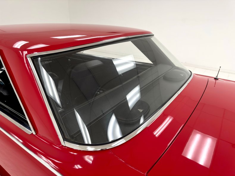 Chevrolet-Nova-1963-Bright-Red-Black-22