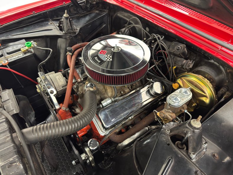 Chevrolet-Nova-1963-Bright-Red-Black-3