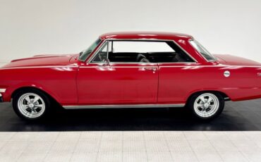 Chevrolet-Nova-1963-Bright-Red-Black-8