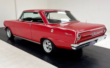 Chevrolet-Nova-1963-Bright-Red-Black-9