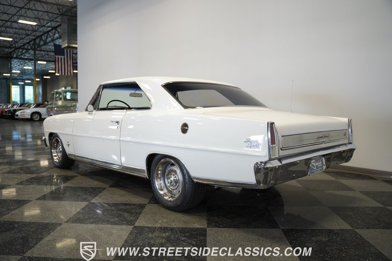Chevrolet-Nova-1965-Ermine-White-Blue-11